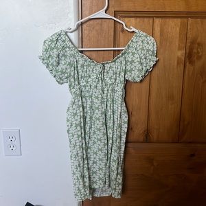 green flower dress